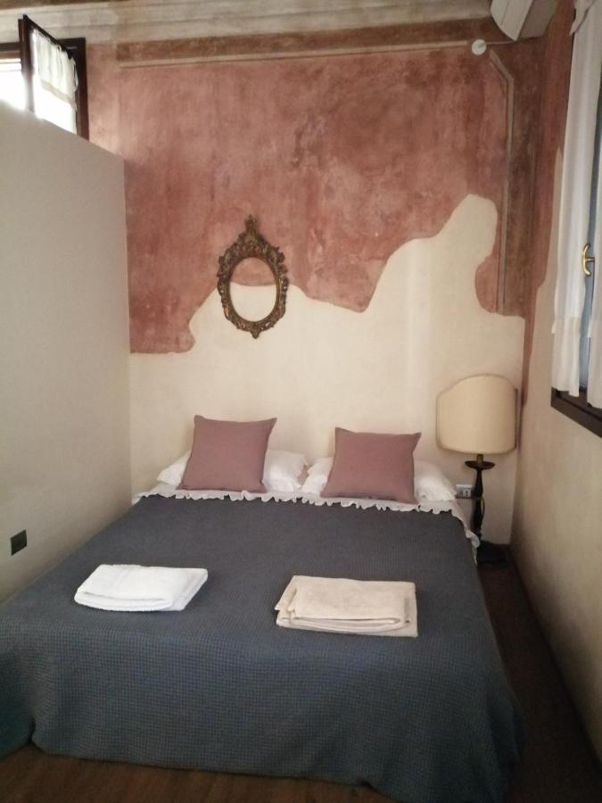 Apartamento Monolocale Nell'Antica Zona Del Ghetto. Padua Exterior foto